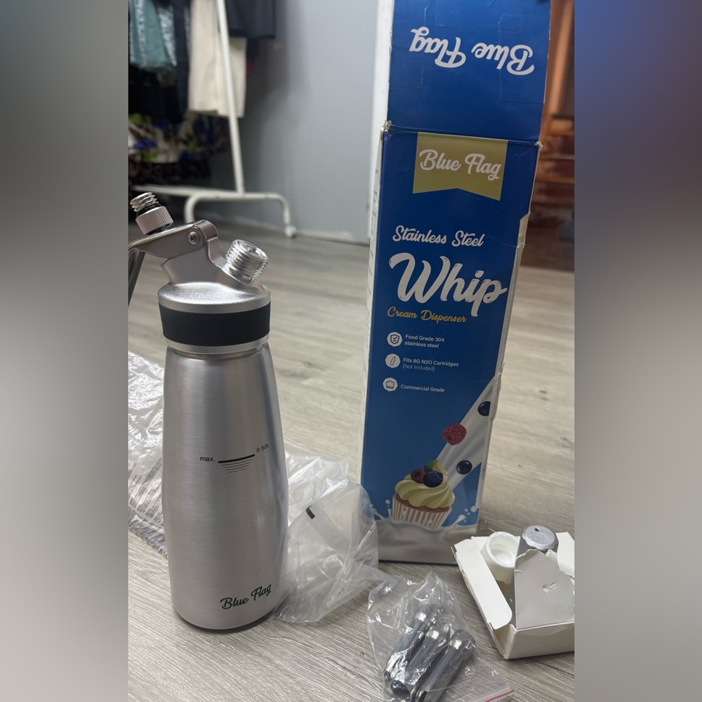 Stainless Steel Cream Dispenser - Silver